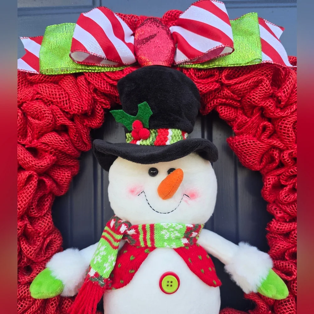 Cheerful Snowman Holiday Wreath by